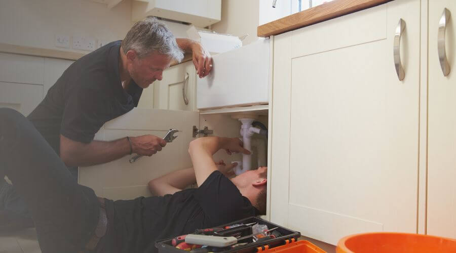Plumber in Four Lakes, WA